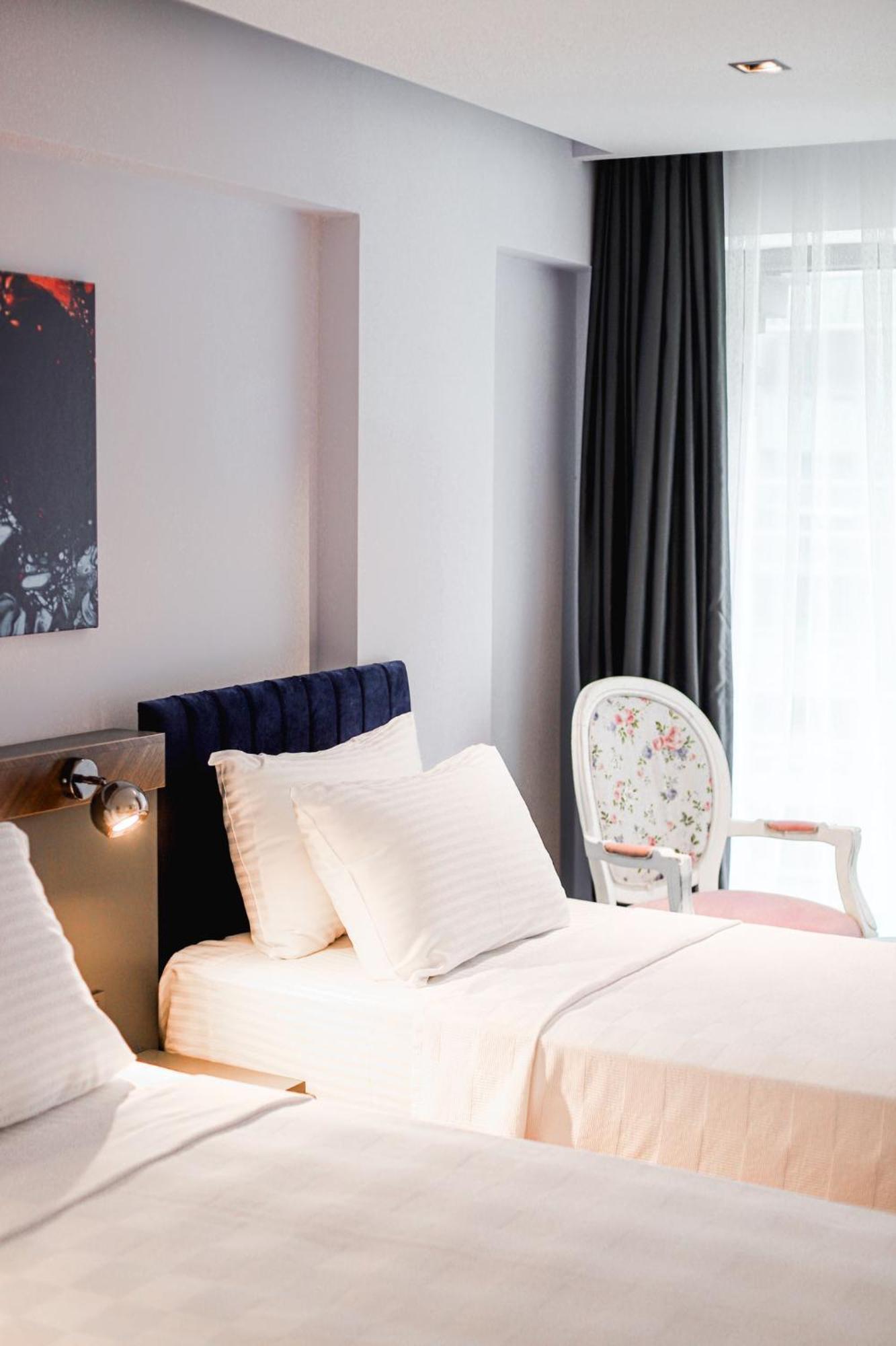 The Royals Hotel İzmir Extérieur photo