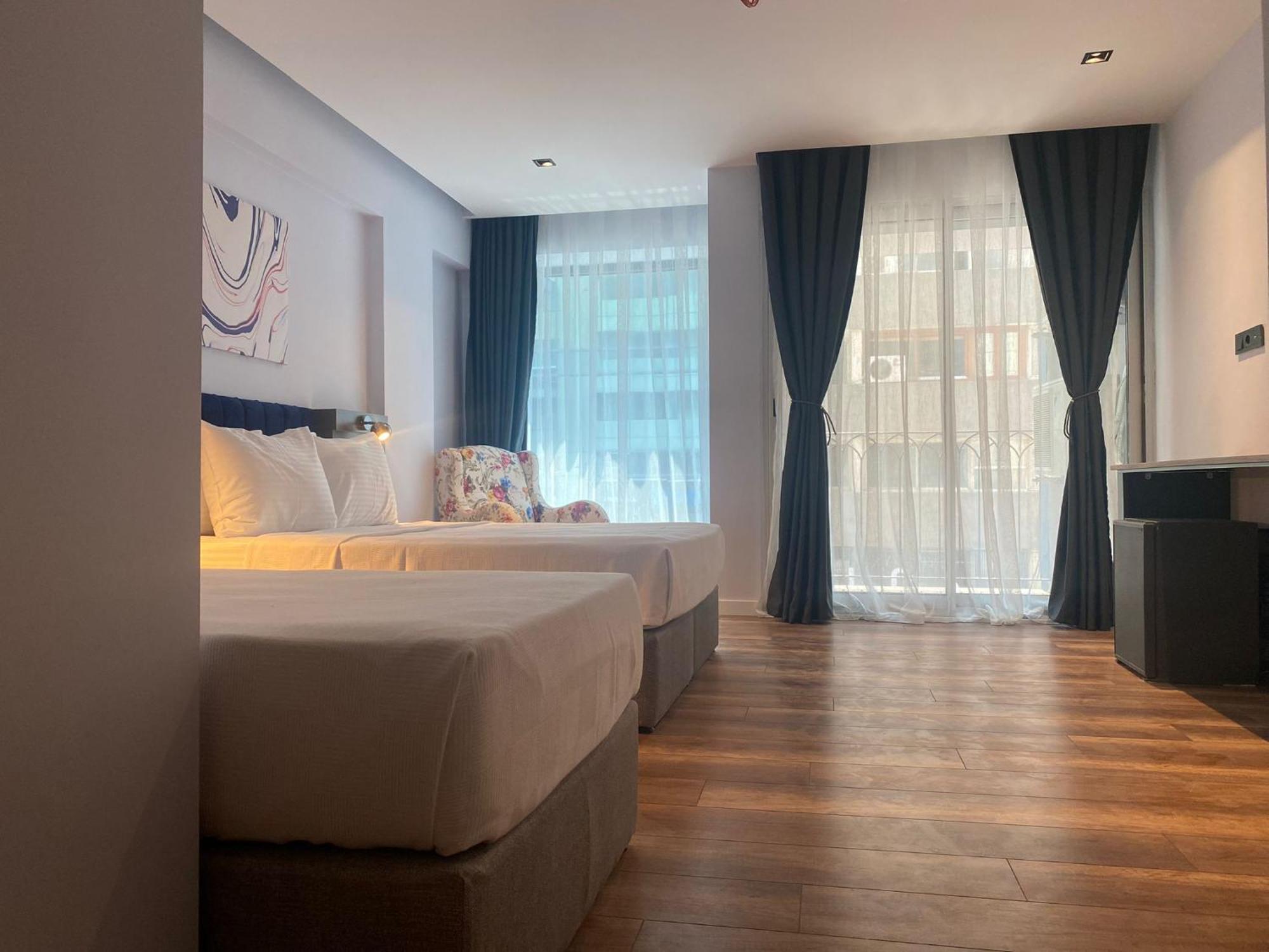 The Royals Hotel İzmir Extérieur photo