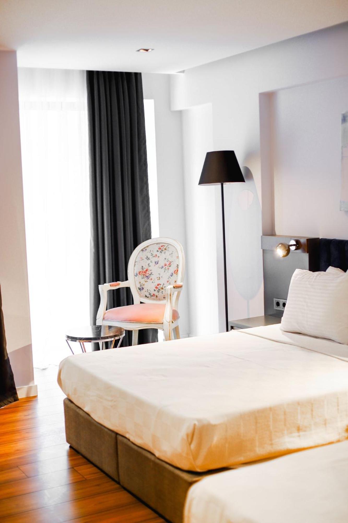The Royals Hotel İzmir Extérieur photo